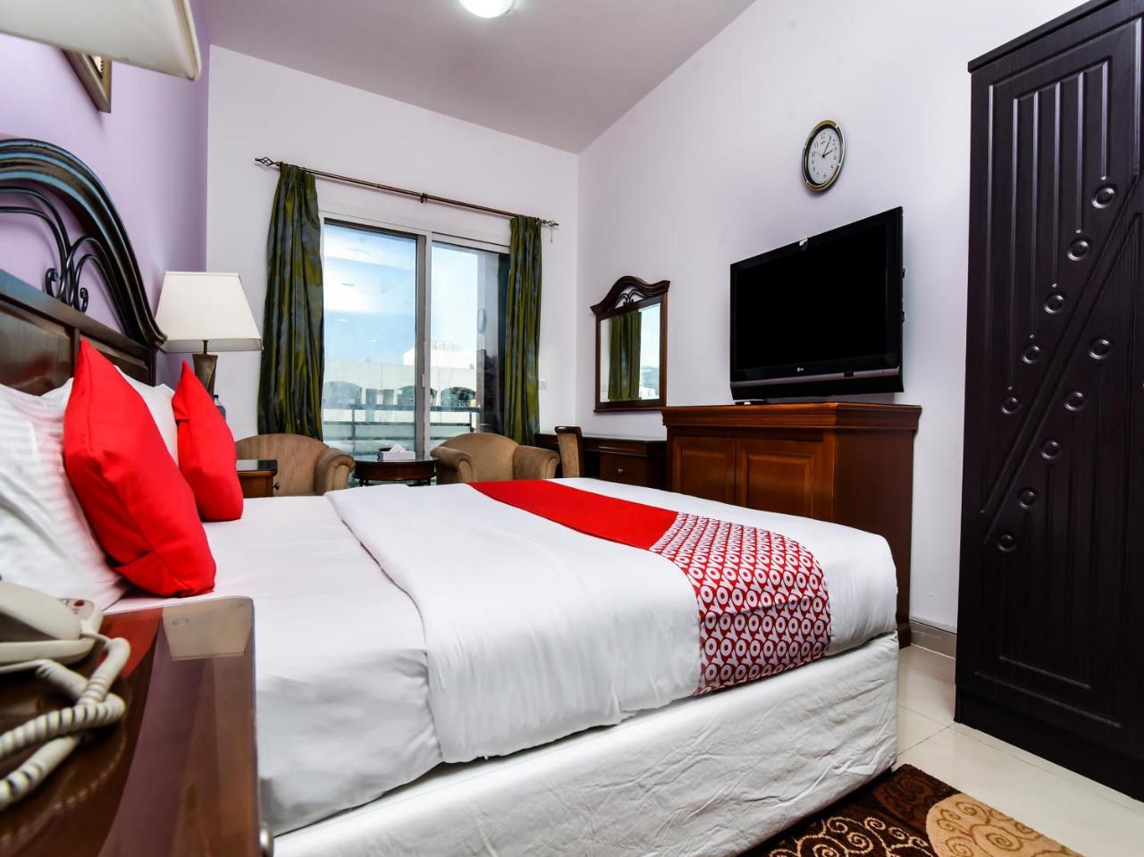 Oyo 138 Empire Hotel Apartments Dubai Bagian luar foto
